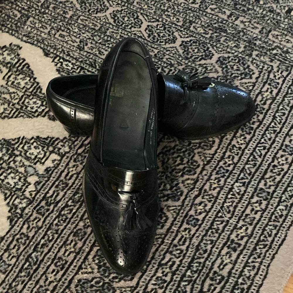 Men's Black Leather Loafers